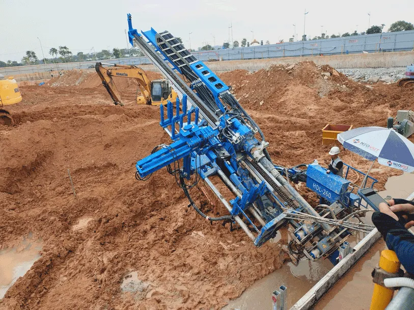 HDL-260C multi-functional drilling machine at construction site
